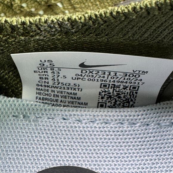 Nike React Phantom Run Flyknit 2 Men's Size 9.5 Running Shoes Green DX2311-300 - Picture 8 of 9